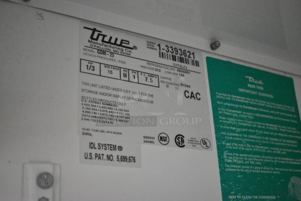 True GDM-23 Metal Commercial Single Door Reach In Cooler Merchandiser w/ Poly Coated Racks. 115 Volts, 1 Phase. Tested and Working! - Image 4 of 4