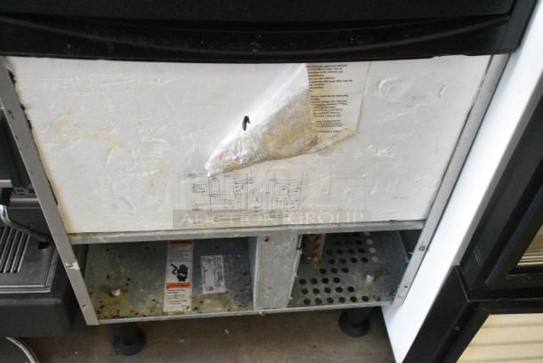 2016 Scotsman HISU090FA Stainless Steel Commercial Self Contained Ice Machine. 115 Volts, 1 Phase. - Image 2 of 4