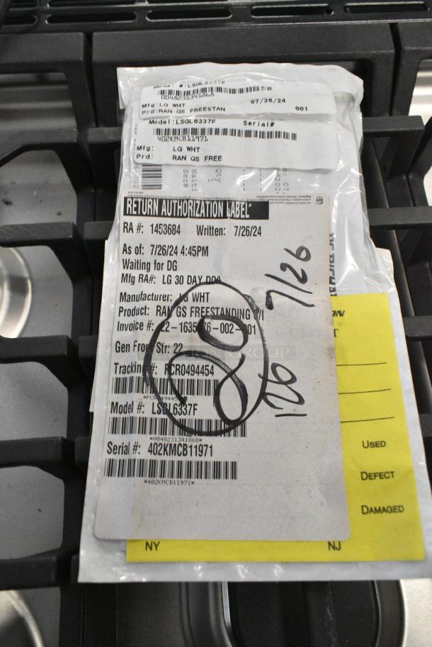BRAND NEW SCRATCH AND DENT! LG LSGL6337F Stainless Steel 4 Burner Range w/ Convection Oven. - Image 6 of 8