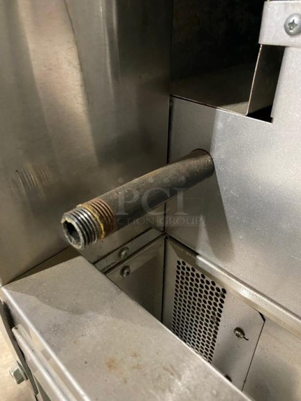Blodgett Commercial Stainless Steel Natural Gas Powered Double Stacked Dual Flow Convection Oven! With Wired Oven Racks! Model: DFG-100/200 SN: 032901RA004T & 032901RA005B! On Casters! 2X Your Bid Makes One Unit! - Image 9 of 14