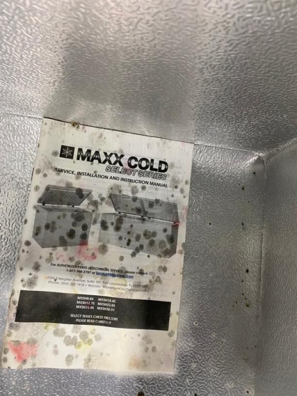 Maxx Cold Select Series Commercial Split Top Chest Freezer! With Poly Coated Wire Baskets! Model: MXSH23.6SHC! 115V! On Casters! - Image 6 of 10