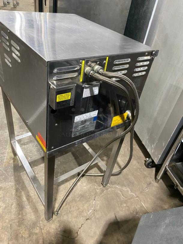 Groen Hyper Steam Series Commercial Stainless Steel Electric Powered Countertop 3 Pan Convection Steamer! With Built In Pan Holding Racks! Model: HY-3E STEAMER SN: 3E28241MS! 208V 3 Phase! On Equipment Stand With Legs! - Image 3 of 10