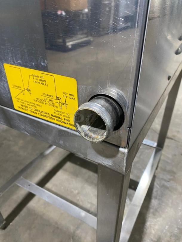 Groen Hyper Steam Series Commercial Stainless Steel Electric Powered Countertop 3 Pan Convection Steamer! With Built In Pan Holding Racks! Model: HY-3E STEAMER SN: 3E28241MS! 208V 3 Phase! On Equipment Stand With Legs! - Image 9 of 10