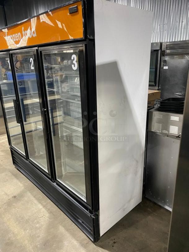 True Commercial Triple Glass Swing Door Reach In Freezer Merchandiser! With Poly Coated Wire Racks! Model: GDM-72F SN: 7352816! 115/208-230V 1 Phase! - Image 2 of 12