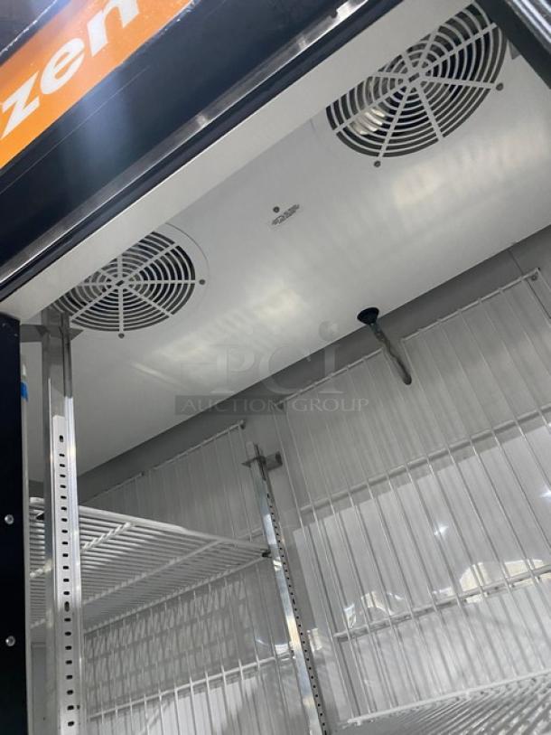 True Commercial Triple Glass Swing Door Reach In Freezer Merchandiser! With Poly Coated Wire Racks! Model: GDM-72F SN: 7352816! 115/208-230V 1 Phase! - Image 8 of 12