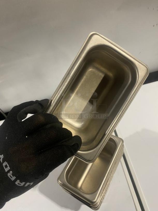 Winco Commercial Stainless Steel Steam Table/Hotel Pans! Model: SPJL-904! 6X Your Bid! - Image 7 of 8