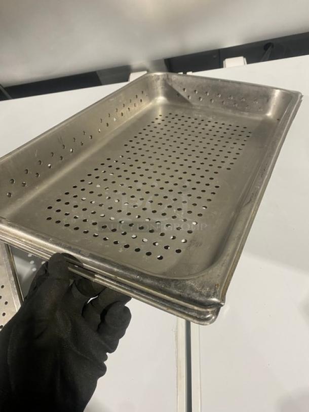 Commercial Stainless Steel Perforated Steam Table/Hotal Pans! 3X Your Bid! - Image 7 of 7