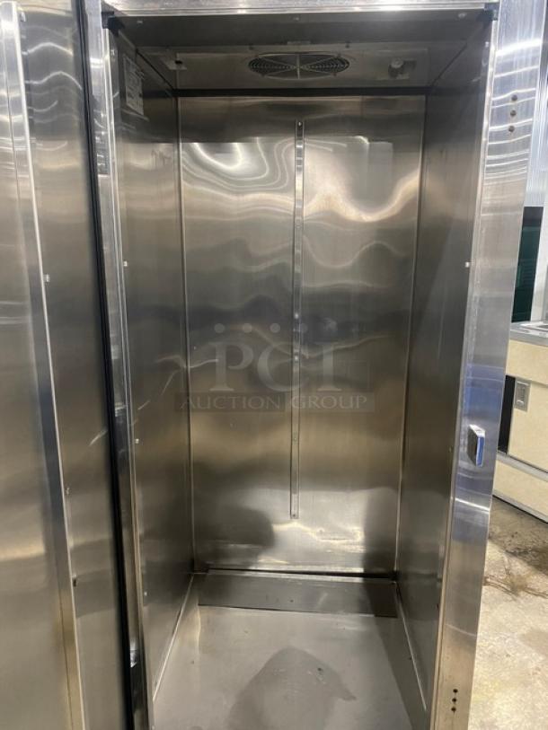 True Commercial Stainless Steel Solid Single Door Reach In Refrigerator! With Truetemp Energy Saver! Model: TR1RRI-1S SN: 7125482! 115V 1 Phase! - Image 5 of 11