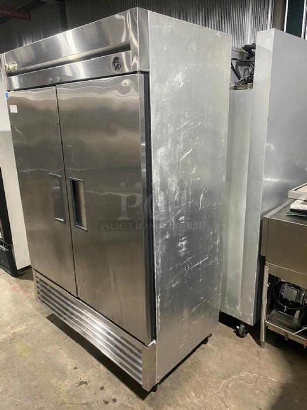 True Commercial Stainless Steel Solid 2 Door Reach In Refrigerator! Energy Star Certified! With Poly Coated Wire Racks! Model: T-49 SN: 7069291! 115V 1 Phase! On Casters! - Image 2 of 10