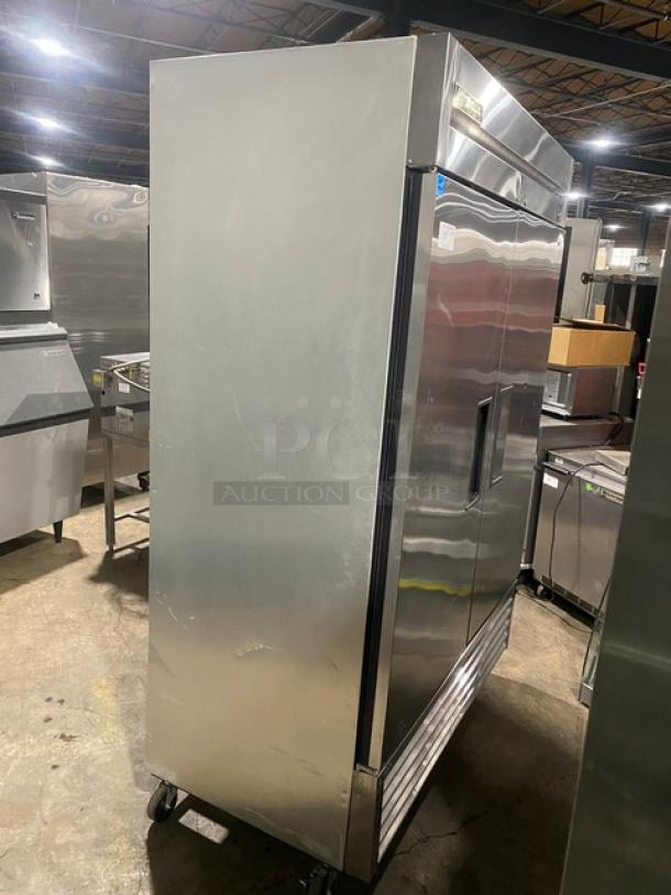 True Commercial Stainless Steel Solid 2 Door Reach In Refrigerator! Energy Star Certified! With Poly Coated Wire Racks! Model: T-49 SN: 7069291! 115V 1 Phase! On Casters! - Image 4 of 10