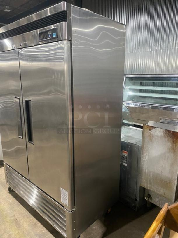 Master-Bilt Commercial Stainless Steel Solid 2 Door Reach In Refrigerator! With Poly Coated Wire Racks! Model: CCR-49DR SN: IT101411! 115V 1 Phase! On Casters! - Image 2 of 10