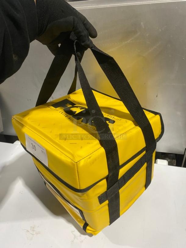 FCNS Style Commercial Insulated Food Carrier Bag! With Holding Straps! - Image 7 of 7