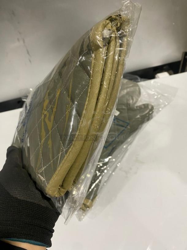 New! Johnson-Rose Commercial Fire Resistant Oven Mitts! 3X Your Bid! - Image 5 of 6