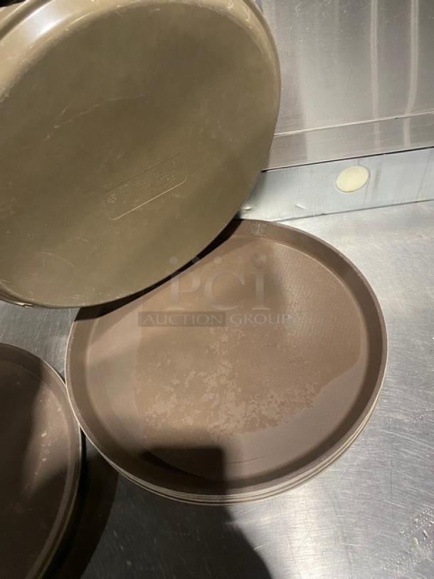 Cambro Camtread Series Commercial Brown Round Serving Trays! 10X Your Bid! - Image 7 of 7