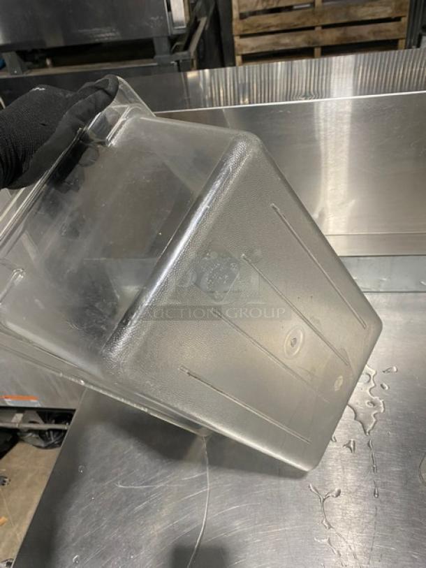 Cambro Commercial Clear Polycarbonate Food Pan! With Lid! - Image 10 of 10