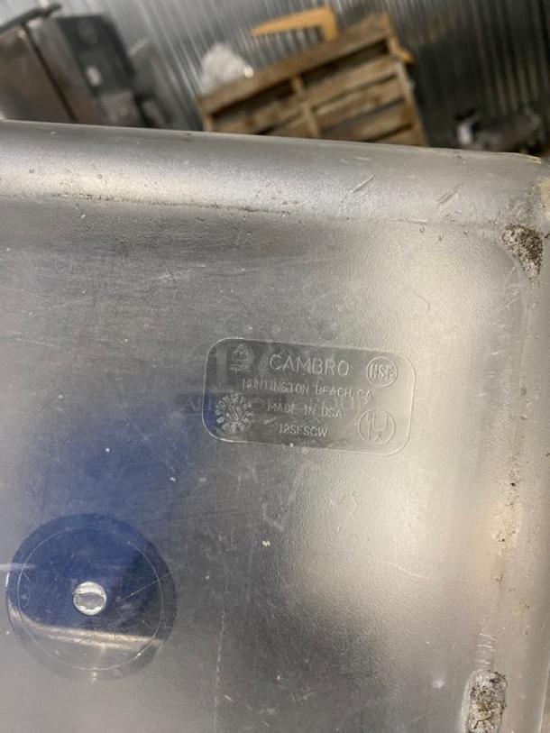 Cambro Commercial Clear Polycarbonate Food Pans! With Side Handles & Blue Lids! 3X Your Bid! - Image 7 of 9