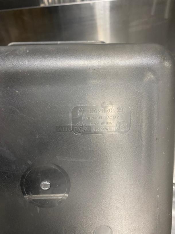 Cambro Commercial Clear Polycarbonate Food Pans! With Side Handles! 4X Your Bid! - Image 8 of 9