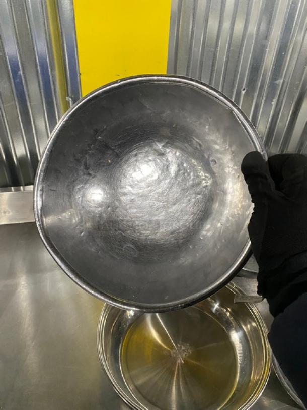Mixed Commercial Stainless Steel Multi-Size Round Mixing Bowls! With Vollrath Commercial Stainless Steel Water Pan! 5X Your Bid! - Image 5 of 11