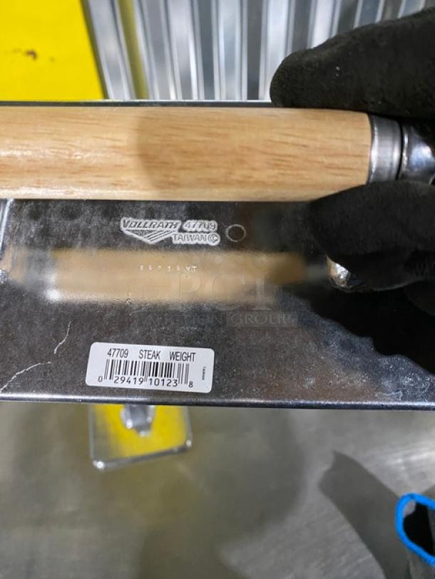 Vollrath Commercial Heavy Duty Cast Aluminum Waffle Patterned Steak Weights! With Wooden Handle! Model: 47709! 2X Your Bid! - Image 4 of 6