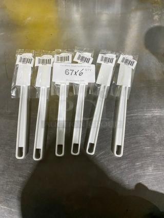 New! Commercial White 9.5" Scraper/Spatulas! Model: SCR-04! 6X Your Bid!