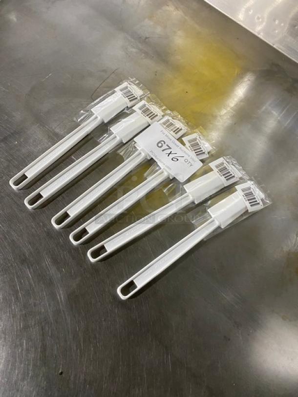 New! Commercial White 9.5" Scraper/Spatulas! Model: SCR-04! 6X Your Bid! - Image 2 of 5