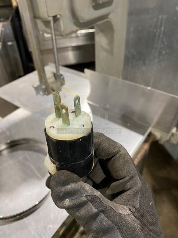 Hobart Commercial Floor Model Vertical Meat Saw! With Stainless Steel Worktop & Band Saw Blades! Model: 5313G SN: 1082037! 230V 1 Phase! On Legs! - Image 12 of 13