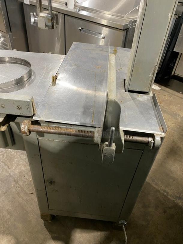 Hobart Commercial Floor Model Vertical Meat Saw! With Stainless Steel Worktop & Band Saw Blades! Model: 5313G SN: 1082037! 230V 1 Phase! On Legs! - Image 13 of 13