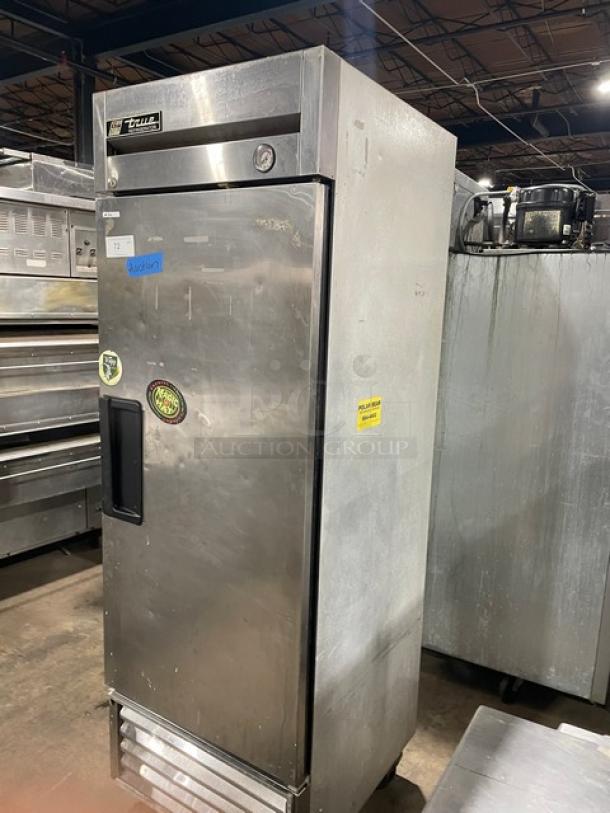 True Commercial Stainless Steel Solid Single Swing Door Reach In Refrigerator! With Poly Coated Wire Racks! Model: T-23 SN: 1-2915360! 115V 1 Phase! On Casters! - Image 2 of 9