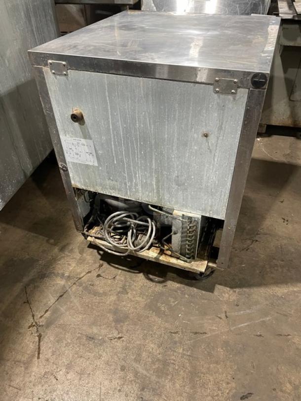 Turbo-Air Super Deluxe Series Commercial Stainless Steel Solid Single Door Undercounter Refrigerator! With Poly Coated Wire Rack! Model: TUR-28SD! 115V 1 Phase! On Casters! - Image 3 of 9