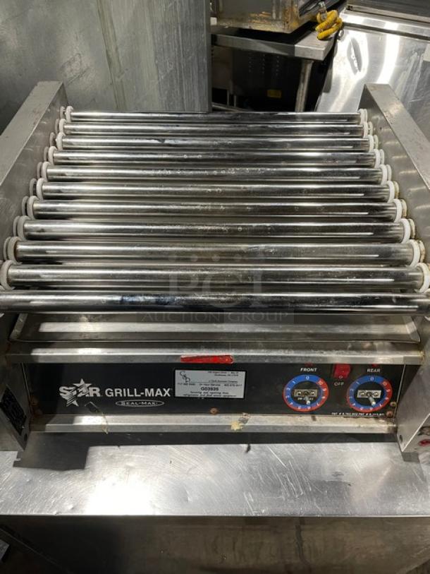Star Grill-Max Commercial Stainless Steel Electric Powered Countertop 30 Count Hot Dog Roller Grill! With Slanted Chrome Rollers! With Seal-Max Heavy-Duty Roller Bearings & Dual Seals! Model: 30C SN: C3003122! 120V 1 Phase! - Image 5 of 9