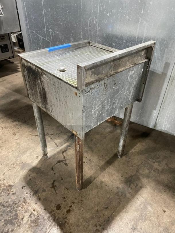 Krowne Commercial Stainless-Steel Free-Standing Underbar Drainboard! With Back Splash! On Legs! - Image 3 of 8