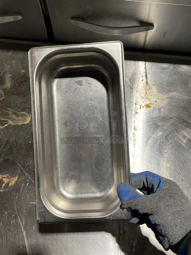 Commercial Stainless Steel Steamtable/Hotel Pans! 3X Your Bid! - Image 9 of 9