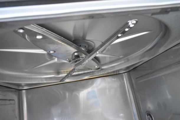 BRAND NEW SCRATCH AND DENT! 2024 Hobart LXNH Stainless Steel Commercia Hi Temp High Temperature Undercounter Dishwasher. 208-240 Volts, 1 Phase. - Image 4 of 6
