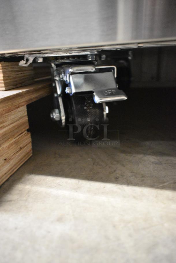BRAND NEW SCRATCH AND DENT! 2024 Avantco 178CBE72HC Stainless Steel Commercial 4 Drawer Refrigerated Chef Base on Commercial Casters. 115 Volts, 1 Phase. Tested and Working! - Image 7 of 9