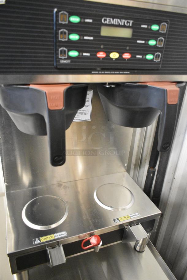 BRAND NEW SCRATCH AND DENT! Curtis GEMTS10A1000 Stainless Steel Commercial Countertop Double Coffee Machine w/ Hot Water Dispenser, 2 Satellites and 2 Poly Brew Baskets. 220 Volts, 1 Phase. - Image 6 of 11