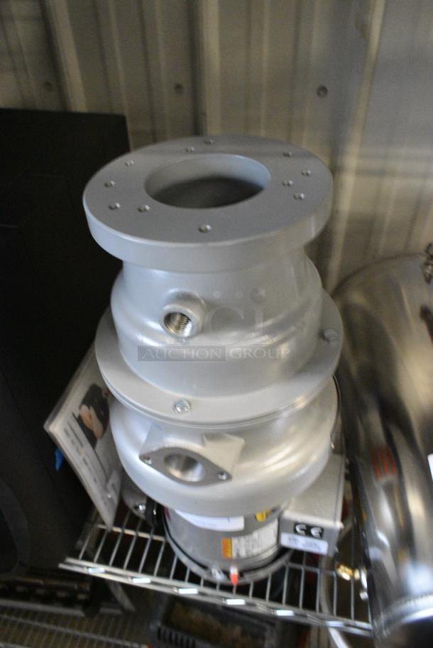 BRAND NEW SCRATCH AND DENT! Hobart FD4-750 Metal Commercial Garbage Disposal. 208-230/460 Volts, 3 Phase. - Image 3 of 6
