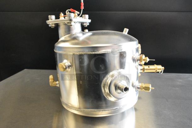 3 BRAND NEW SCRATCH AND DENT! Stainless Steel Tanks Including Two 220V4KW, 110VL5KW. 3 Times Your Bid! - Image 2 of 10