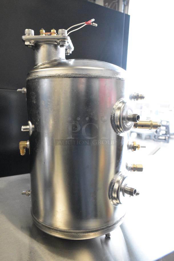 3 BRAND NEW SCRATCH AND DENT! Stainless Steel Tanks Including Two 220V4KW, 110VL5KW. 3 Times Your Bid! - Image 5 of 10