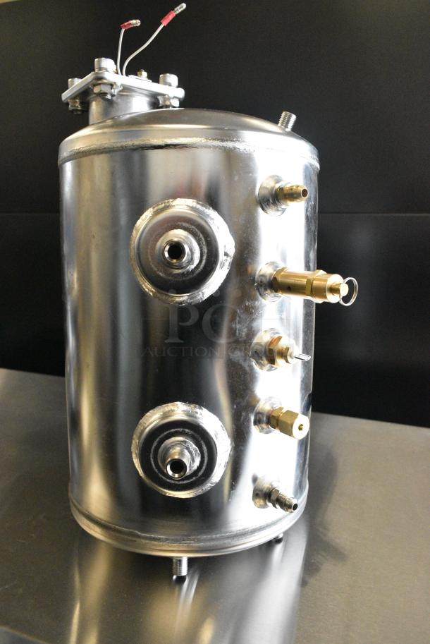 3 BRAND NEW SCRATCH AND DENT! Stainless Steel Tanks Including Two 220V4KW, 110VL5KW. 3 Times Your Bid! - Image 6 of 10