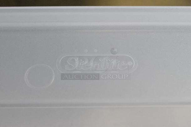 6 BRAND NEW SCRATCH AND DENT! Sterilite 1961LAB86 Clear Poly Small Clip Box. 11"x6-5/8"x2-3/4". 6 Times Your Bid! - Image 5 of 6