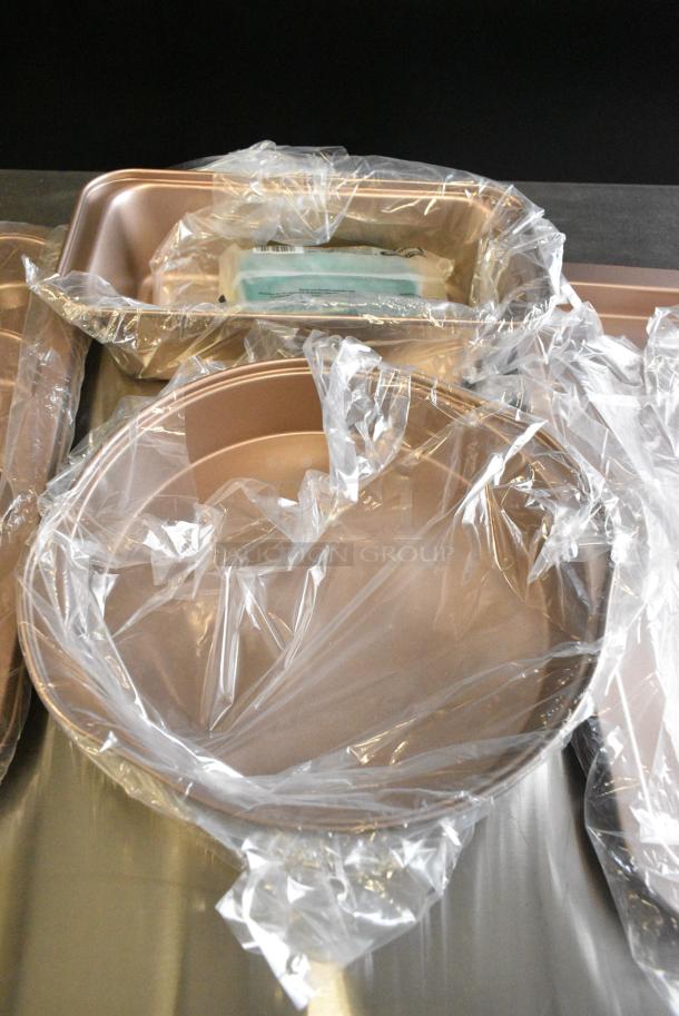 7 BRAND NEW SCRATCH AND DENT! Items Including Metal Baking Pans and Muffin Pan. 7 Times Your Bid! - Image 5 of 8