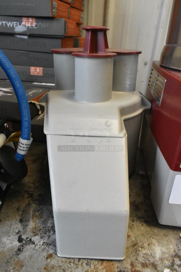 BRAND NEW SCRATCH AND DENT! Robot Coupe R2 Ultra Countertop Food Processor w/ Bowl, Continuous Feed Head and S Blade. 120 Volts, 1 Phase. Tested and Working! - Image 7 of 9