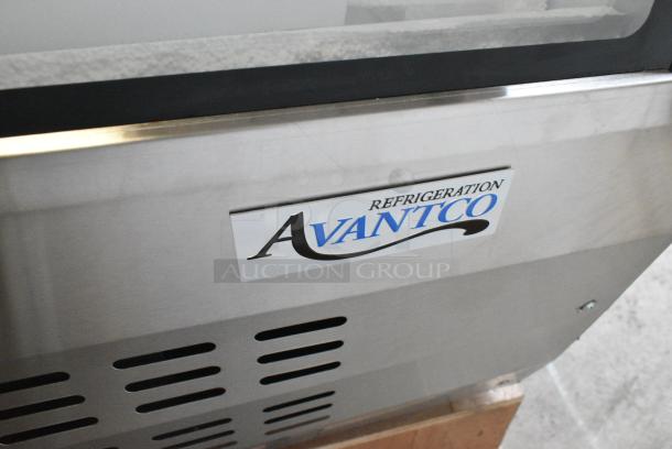BRAND NEW SCRATCH AND DENT! 2024 Avantco 178DLC82HCS 82" Stainless Steel Curved Glass Refrigerated Deli Case. 115 Votls, 1 Phase. Tested and Working! - Image 2 of 4