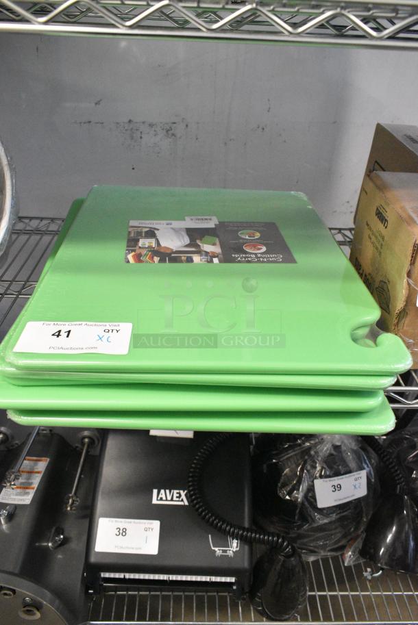 6 BRAND NEW SCRATCH AND DENT! San Jamar CB152012GN Cut-N-Carry® 20" x 15" x 1/2" Green Cutting Board with Hook. 6 Times Your Bid! - Image 1 of 3