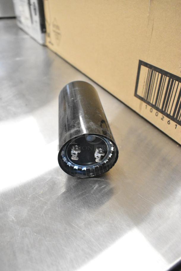 3 BRAND NEW SCRATCH AND DENT! Items Including Berkel HP3676301400 01-400827-00401 Center Plate, Edlund Size 1 Metal Can Opener, Black Piece. 3 Times Your Bid! - Image 2 of 7