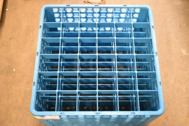 BRAND NEW SCRATCH AND DENT! Carlisle BRG36-514 Blue Poly Dish Caddy - Image 3 of 4
