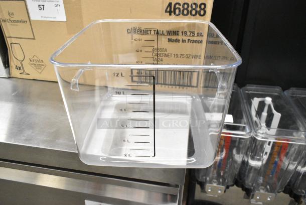 16 BRAND NEW SCRATCH AND DENT! Various Bins Including 22 Quart. 16 Times Your Bid! - Image 5 of 5