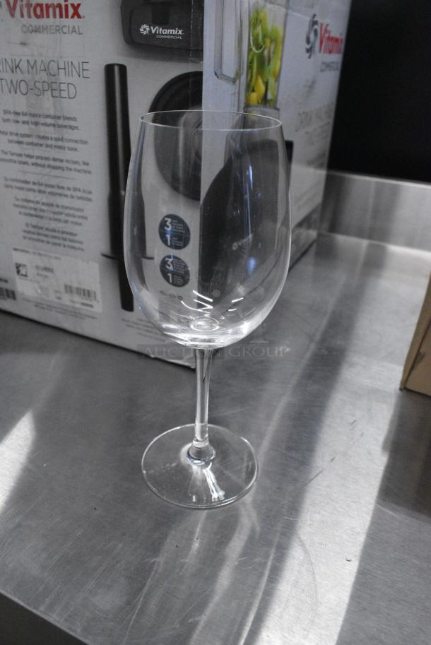 BRAND NEW SCRATCH AND DENT! Box of 24 Chef & Sommelier 46888 Cabernet 19.75 oz. Tall Wine Glass by Arc Cardinal - Image 1 of 5