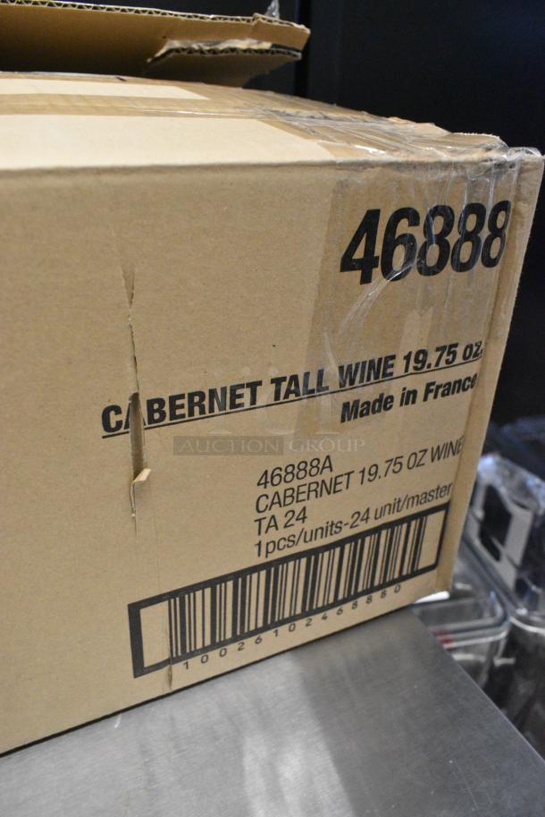 BRAND NEW SCRATCH AND DENT! Box of 24 Chef & Sommelier 46888 Cabernet 19.75 oz. Tall Wine Glass by Arc Cardinal - Image 4 of 5