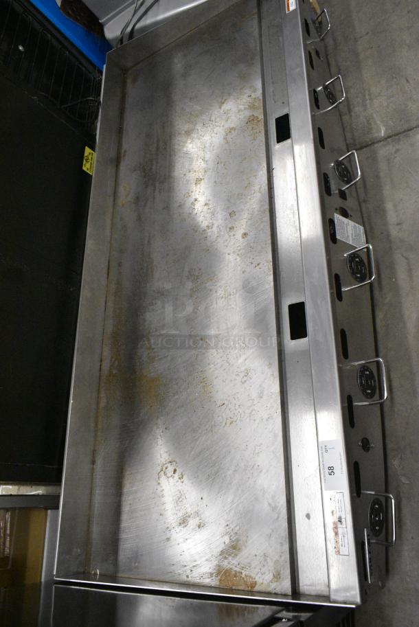 BRAND NEW SCRATCH AND DENT! Vulcan MSA72-101 Stainless Steel Commercial Countertop Natural Gas Griddle with Snap-Action Thermostatic Controls - 162,000 BTU. - Image 4 of 7